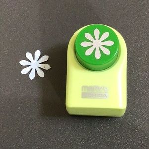 Marvy Uchida Daisy Flower Paper Punch